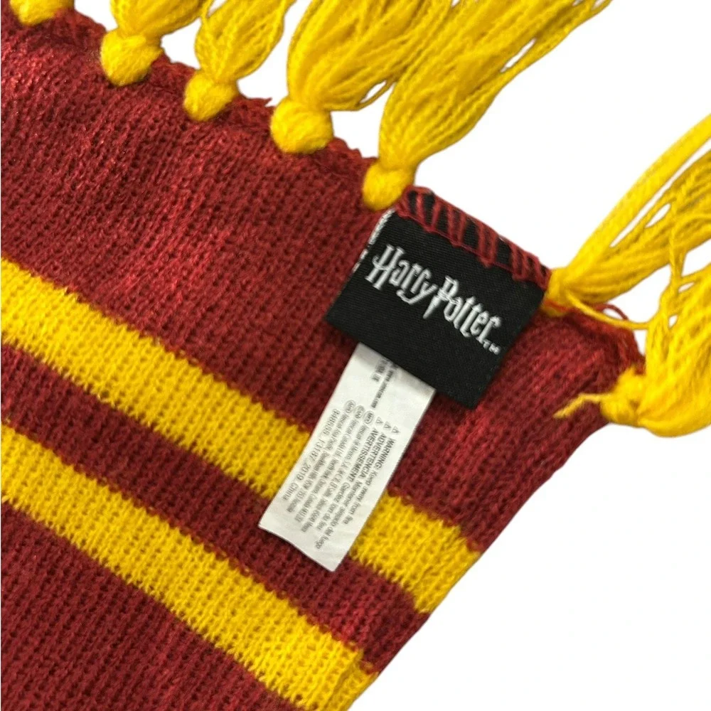 Harry Potter Gryffindor Scarf Burgundy Gold Striped Knit House Crest Tassel